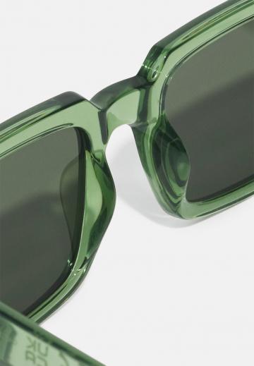 Солнечные очки