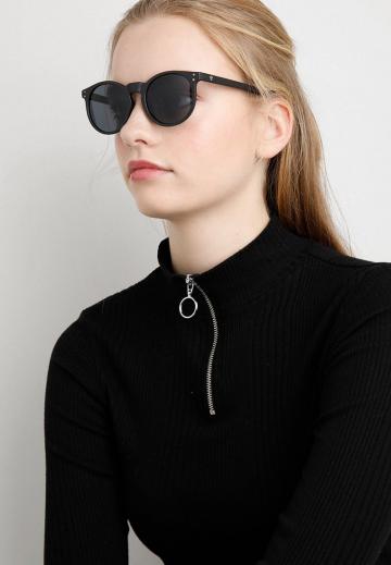 Солнечные очки