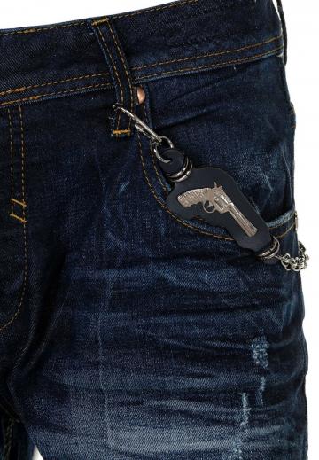 Узкие джинсы