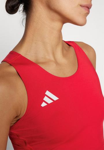 Спортивный топ