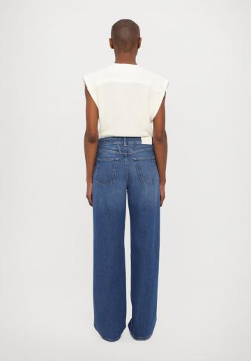 Джинсы бойфренда