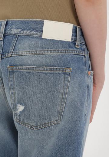 Джинсы бойфренда