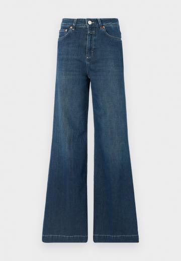 Джинсы бойфренда