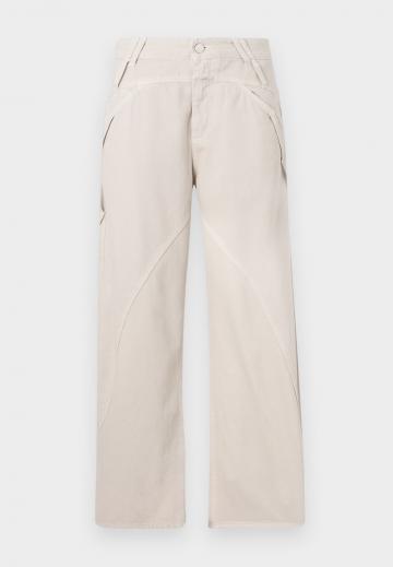 Джинсы бойфренда