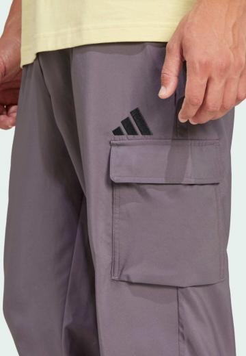 Брюки с накладными карманами
