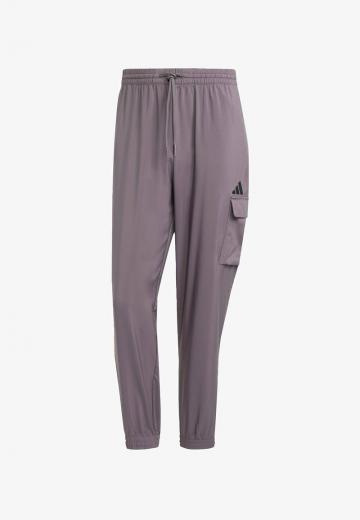 Брюки с накладными карманами