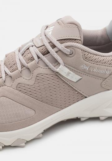 Походная обувь