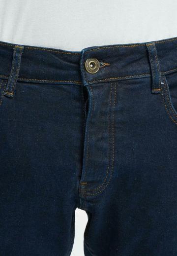 Узкие джинсы