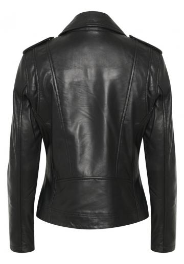 Короткая куртка