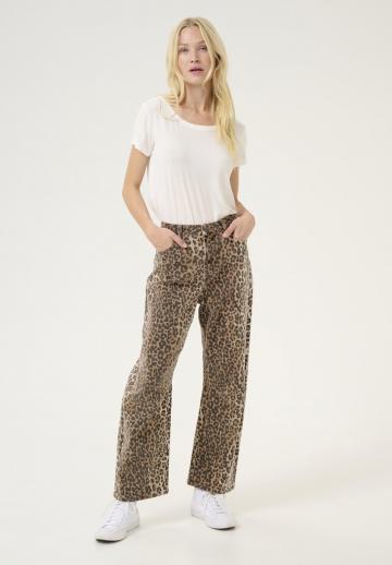 Свободные джинсы