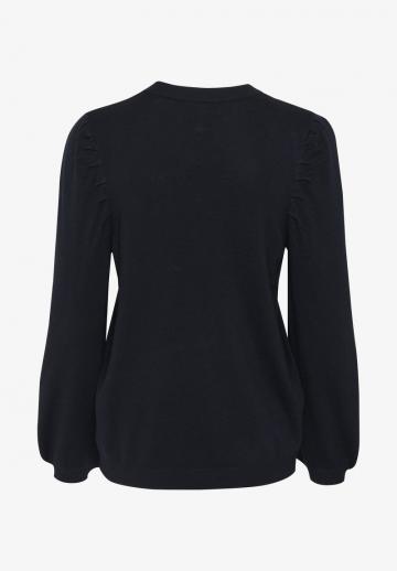 Пуловер в полоску