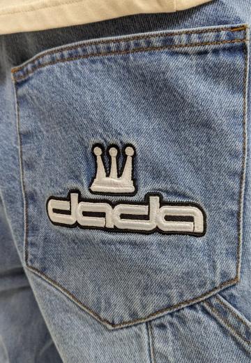 Прямые джинсы