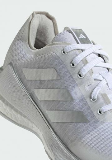 Кроссовки для зала