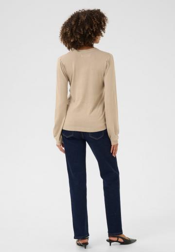 Пуловер в полоску