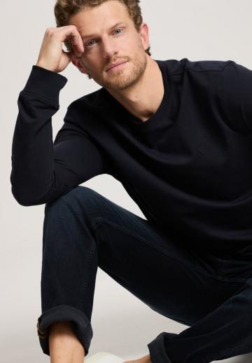 Узкие джинсы