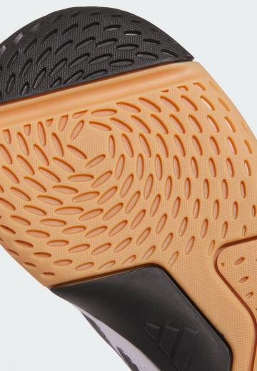 Кроссовки для зала