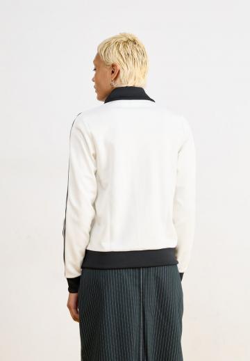 Спортивная куртка