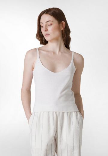 Топ на бретельках