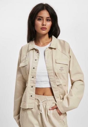 Блейзер с накладными карманами