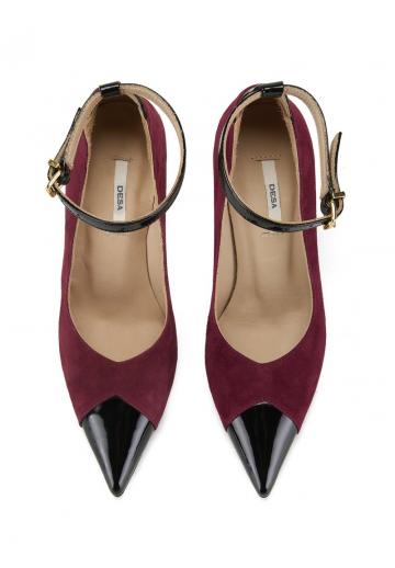 Туфли с ремешком