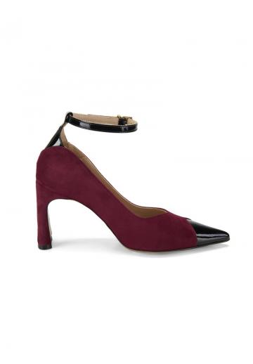 Туфли с ремешком