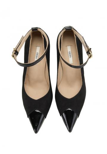 Туфли с ремешком