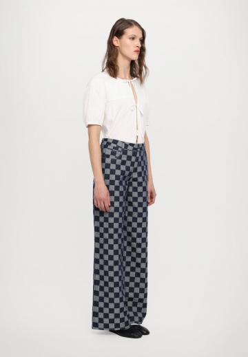 Джинсы бойфренда