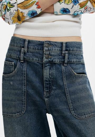 Свободные джинсы