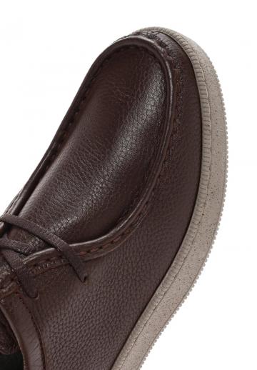 Ботинки на шнуровке