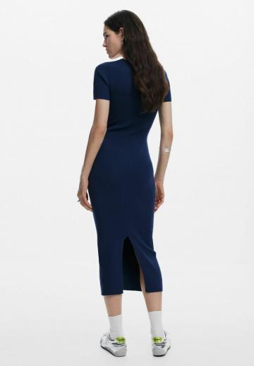 Вязаное платье