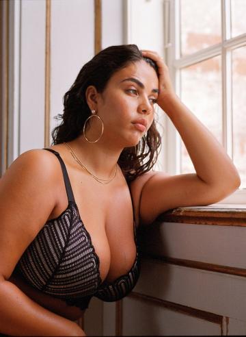 Бюстгальтер без косточек