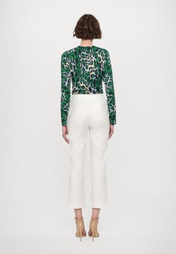 Узкие брюки