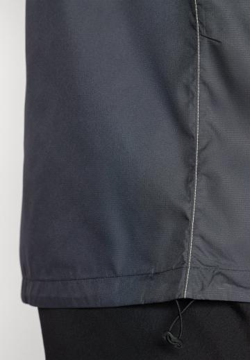 Спортивная куртка