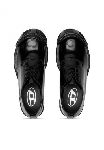 Ботинки на шнуровке