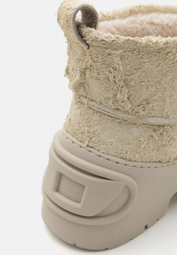 Полусапожки на платформе