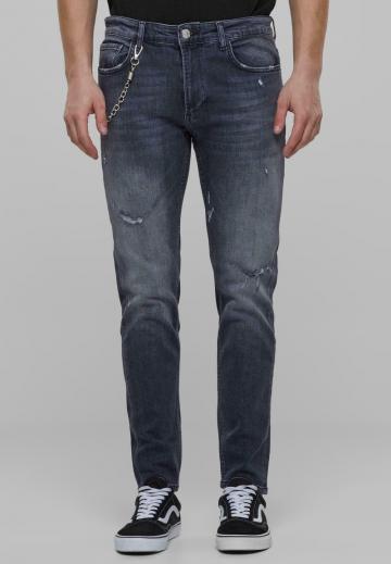 Узкие джинсы