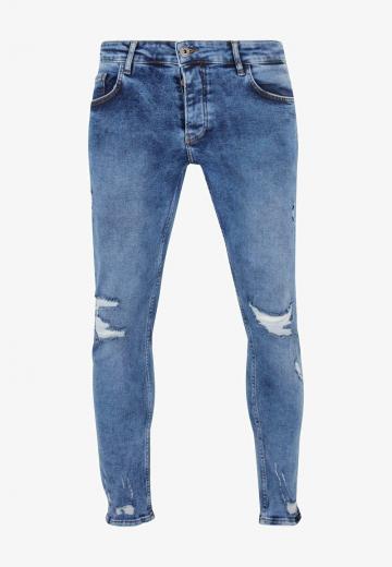 Узкие джинсы