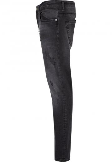 Узкие джинсы