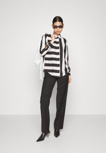 Длинный блейзер