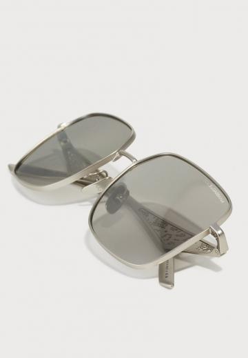 Солнечные очки