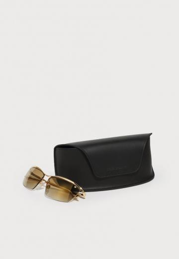 Солнечные очки