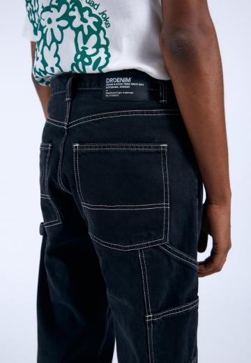 Прямые джинсы