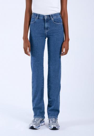 Прямые джинсы