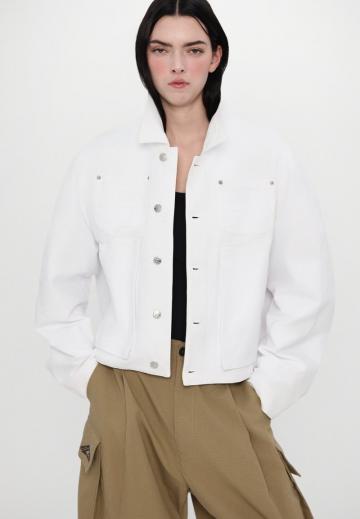 Брюки с накладными карманами