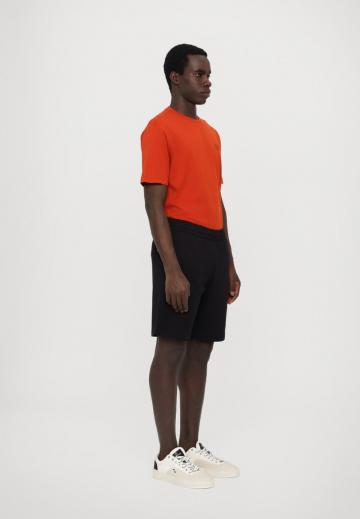 Спортивныве шорты