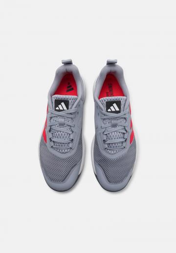 Тренировочные кроссовки