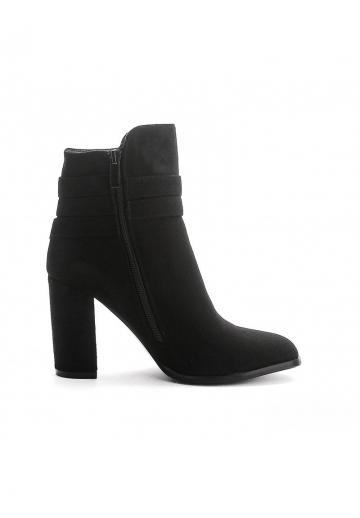 Полусапожки на высоком каблуке