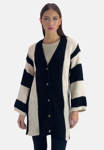 Длинный жилет