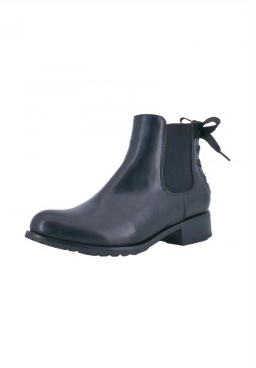 Ботинки на шнуровке