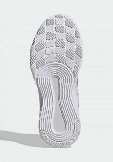 Кроссовки для зала